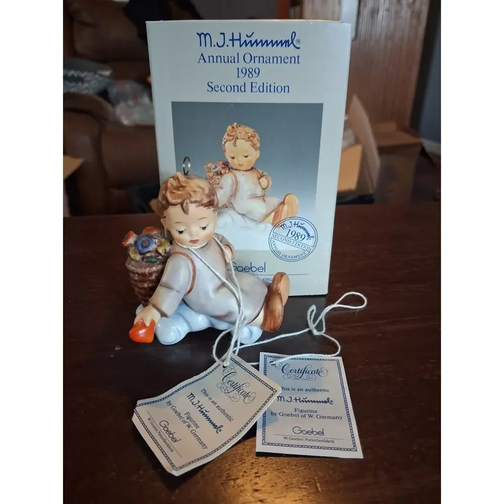 HUMMEL Love From Above, #481, 1989 Ornament, TMK-6, w/Original Box